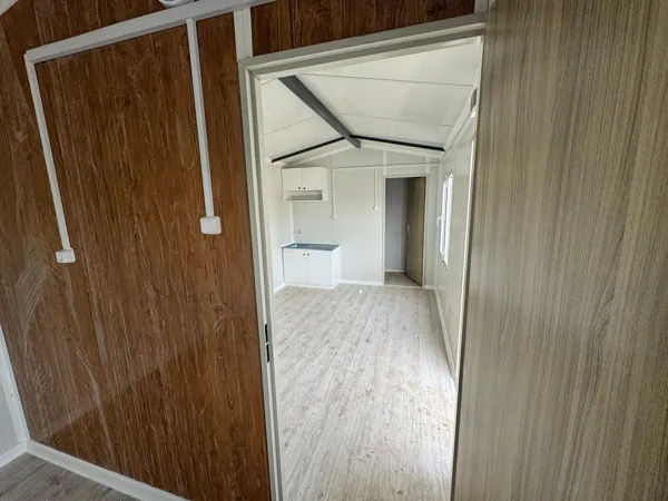 Ahşap Görünümlü Çatılı Konteyner küçük görsel 7